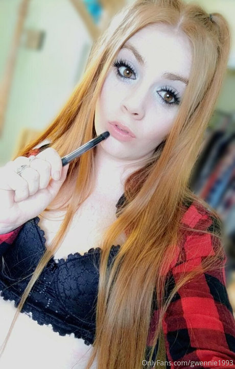 Foto di nudo di fuga di OnlyFans di Gwennie1993