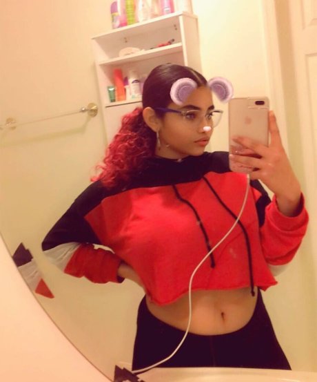 Foto di nudo di fuga di OnlyFans di Red Hair Rican