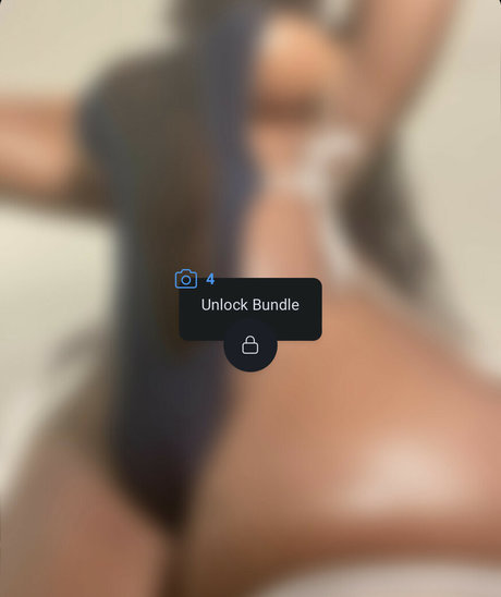 Foto di nudo di fuga di OnlyFans di Blasiancream