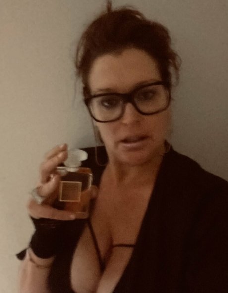 Foto di nudo di fuga di OnlyFans di Tziporah