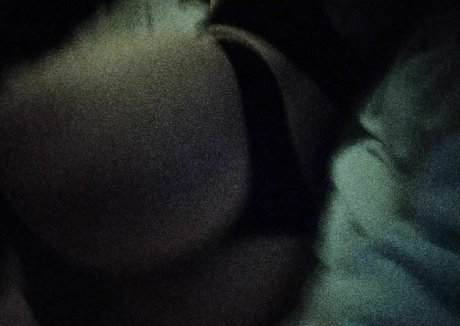 Foto di nudo di fuga di OnlyFans di Ev3lina