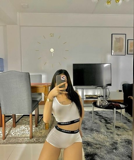 Foto di nudo di fuga di OnlyFans di Nicole Rabara