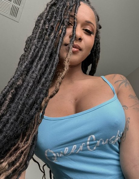 Foto di nudo di fuga di OnlyFans di Cali Sweets