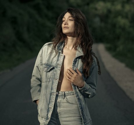 Foto di nudo di fuga di OnlyFans di Shira Aizner