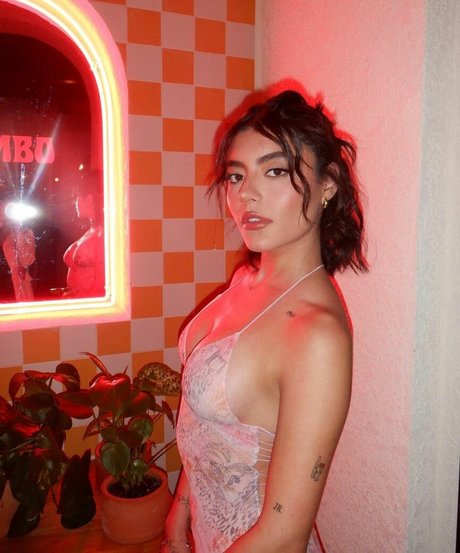 Foto di nudo di fuga di OnlyFans di Sabrina Quesada