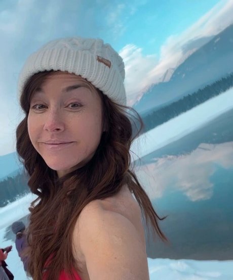 Foto di nudo di fuga di OnlyFans di Erin Karpluk
