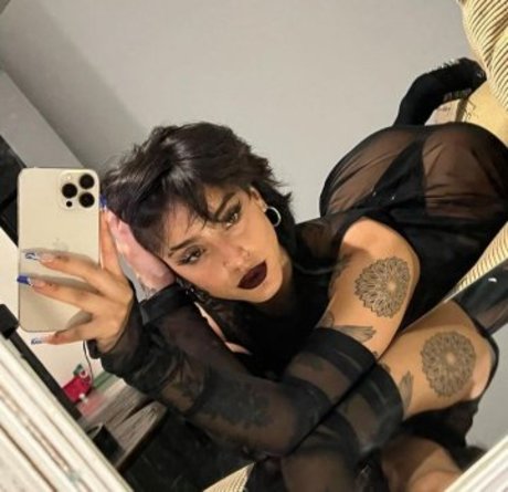 Foto di nudo di fuga di OnlyFans di La Chilena