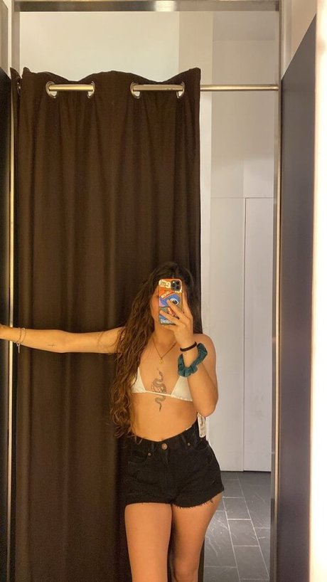 Foto di nudo di fuga di OnlyFans di Veronica Marcelino