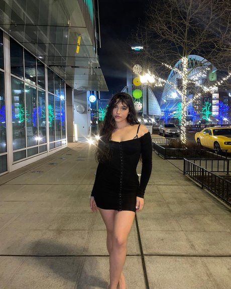 Bella Ramos