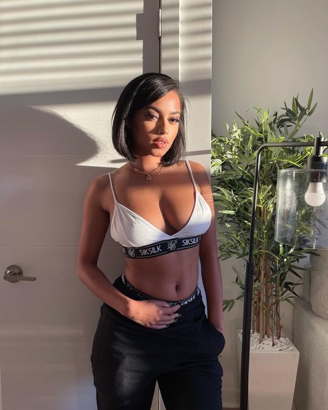 Foto di nudo di fuga di OnlyFans di Jonica Keating