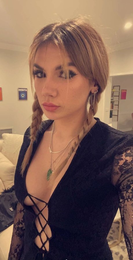 Foto di nudo di fuga di OnlyFans di Bailey Rose
