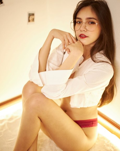 Foto di nudo di fuga di OnlyFans di Isabelle Haris