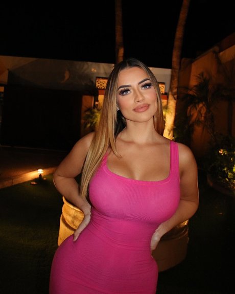 Foto di nudo di fuga di OnlyFans di Olivia Johnson
