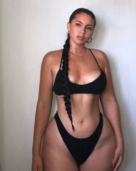 Foto di nudo di fuga di OnlyFans di Valeria Vendetta