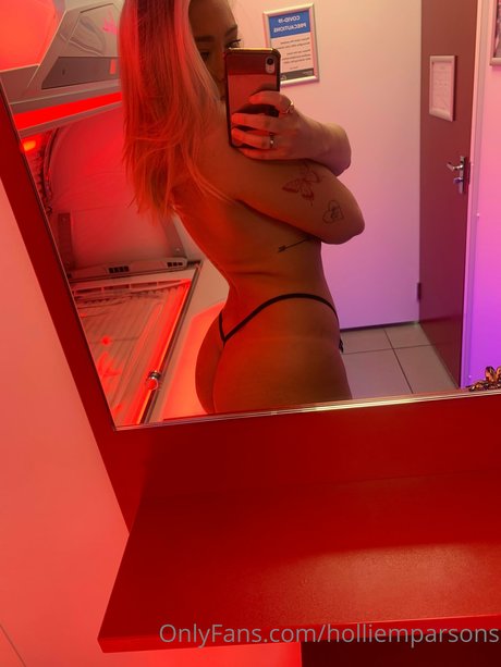 Hollie M Parsons