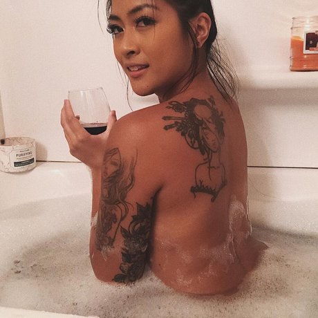 Foto di nudo di fuga di OnlyFans di Rica Senpai
