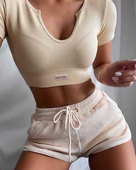 Foto di nudo di fuga di OnlyFans di Amylouisec
