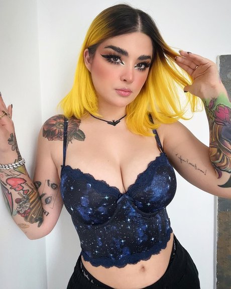 Foto di nudo di fuga di OnlyFans di Javiera Orellana