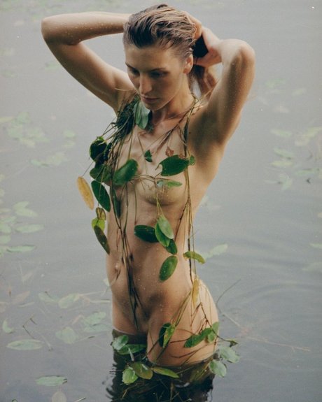 Foto di nudo di fuga di OnlyFans di Lena Stepanova