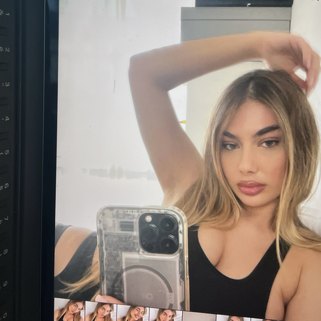 Foto di nudo di fuga di OnlyFans di Estelle Xo