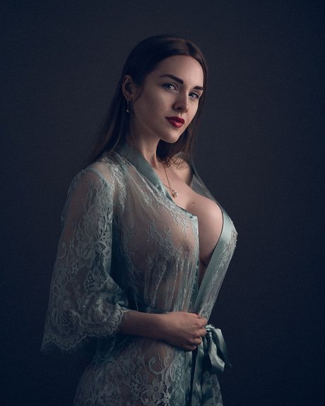 Foto di nudo di fuga di OnlyFans di Malina Ariella