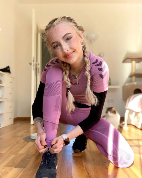 Caelyn Mathews
