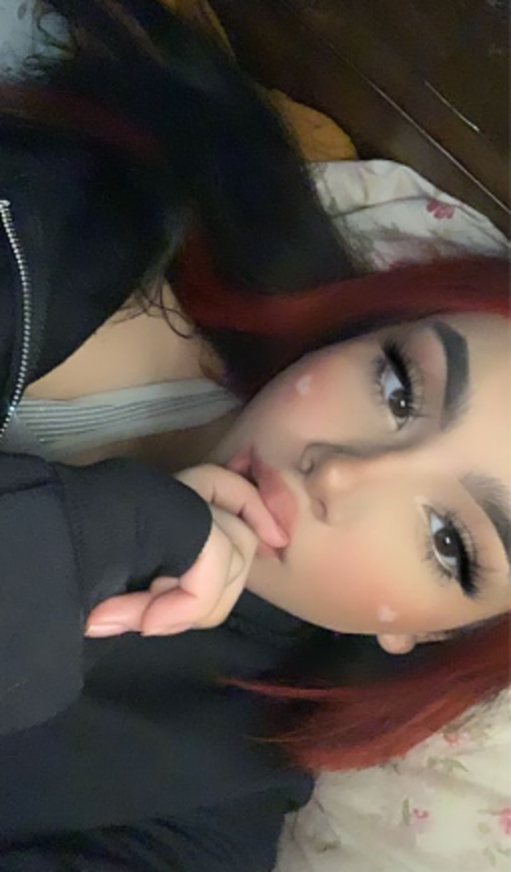 Foto di nudo di fuga di OnlyFans di Elevhn
