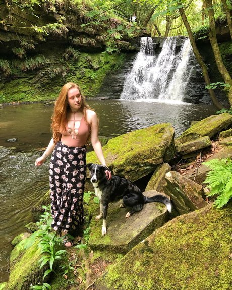 Foto di nudo di fuga di OnlyFans di Lucie Middleton