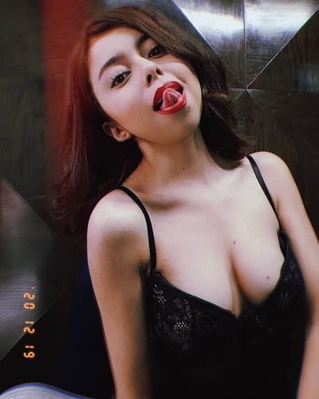 Foto di nudo di fuga di OnlyFans di Alma Hernandez