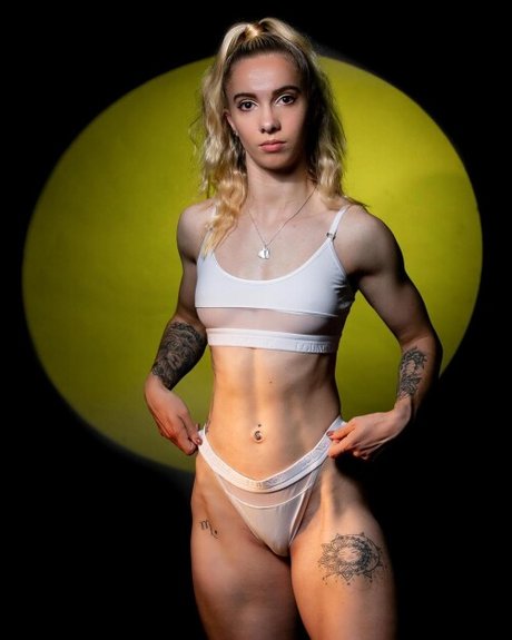 Foto di nudo di fuga di OnlyFans di Caitlin Wade