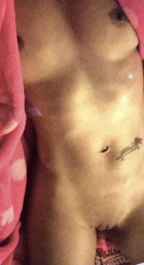 Foto di nudo di fuga di OnlyFans di Joleen Diaz