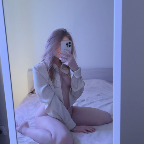Foto di nudo di fuga di OnlyFans di Marina