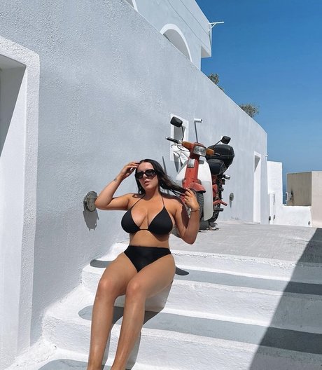 Foto di nudo di fuga di OnlyFans di Courtney Maloney