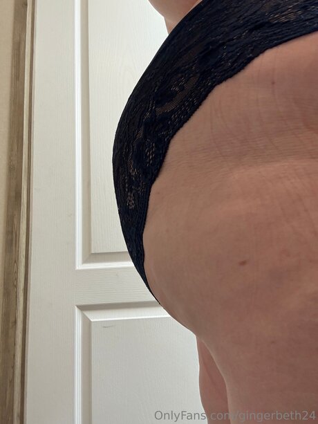 Gingerbeth24