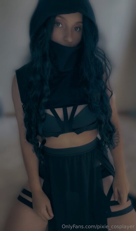 Foto di nudo di fuga di OnlyFans di Pixie Cosplayer