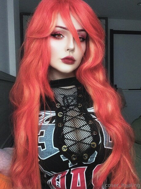 Foto di nudo di fuga di OnlyFans di Cos Hualing