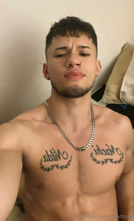 Foto di nudo di fuga di OnlyFans di Alexthiag