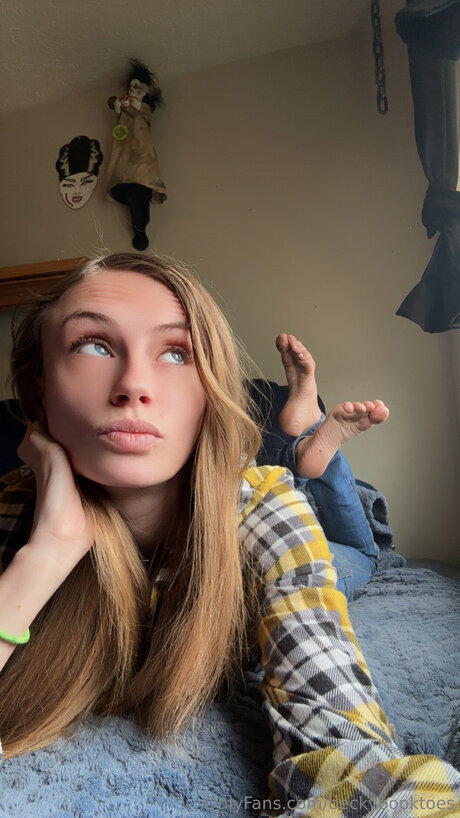 Foto di nudo di fuga di OnlyFans di Beckybooktoes