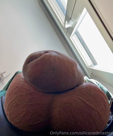 Foto di nudo di fuga di OnlyFans di Siliconedmaster
