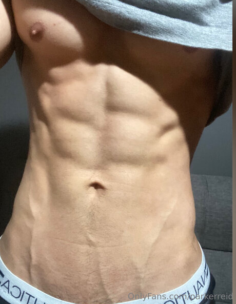 Foto di nudo di fuga di OnlyFans di Parkerreid