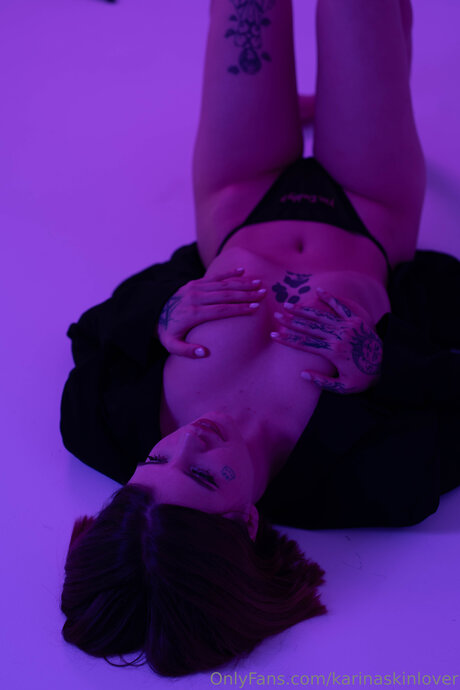 Foto di nudo di fuga di OnlyFans di Karinaskinlovers