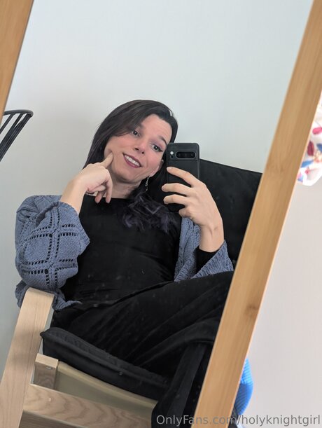 Holyknightgirl