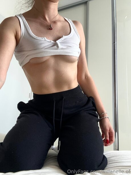 Foto di nudo di fuga di OnlyFans di Cherry Oxana