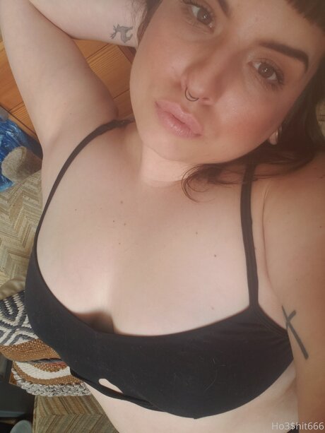 Foto di nudo di fuga di OnlyFans di Hoeshit666