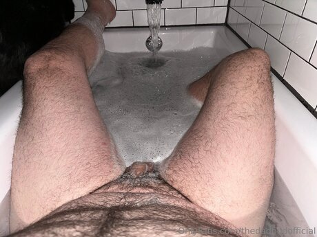 Foto di nudo di fuga di OnlyFans di Thedadbodofficial