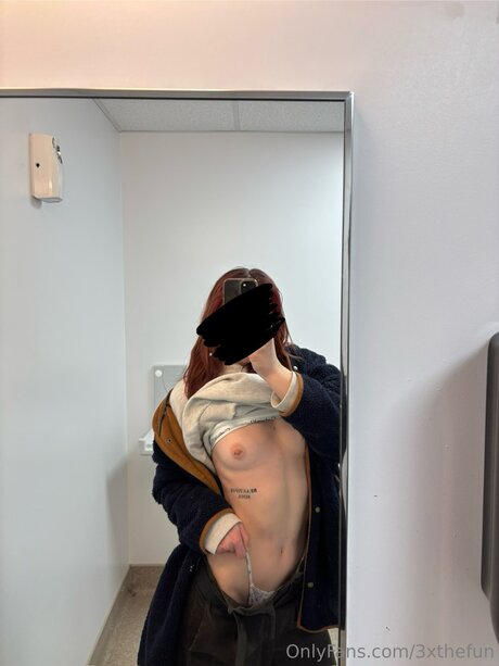 Foto di nudo di fuga di OnlyFans di 3xthefun