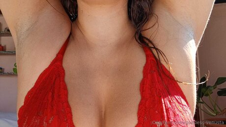 Foto di nudo di fuga di OnlyFans di Goddess Venusta
