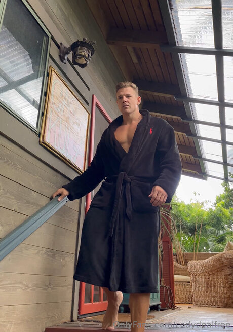 Foto di nudo di fuga di OnlyFans di Codydealbwc