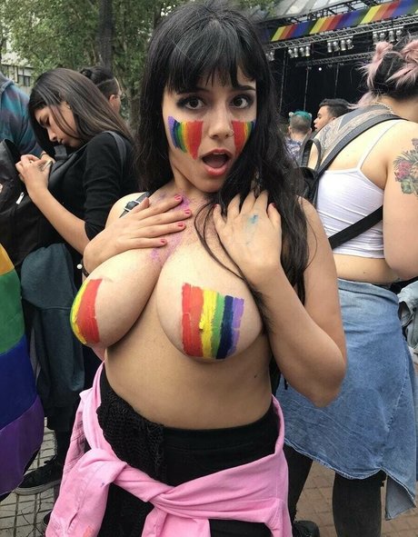 Foto di nudo di fuga di OnlyFans di Lari Pintos