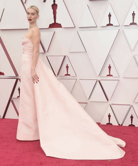 Vanessa Kirby